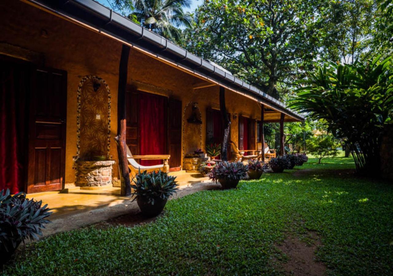 Yasmin Hill Longevity Resort - Hotel Galavilla Kandy Exterior photo